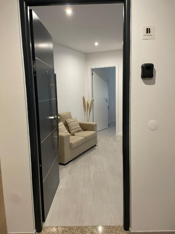 Marinho's Ii Apartment *